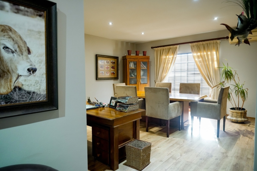 4 Bedroom Property for Sale in Wilkoppies North West